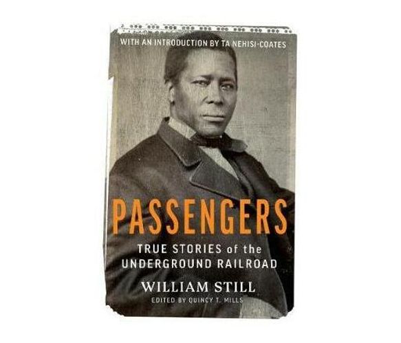 Passengers : True Stories of the Underground Railroad (Paperback / softback)